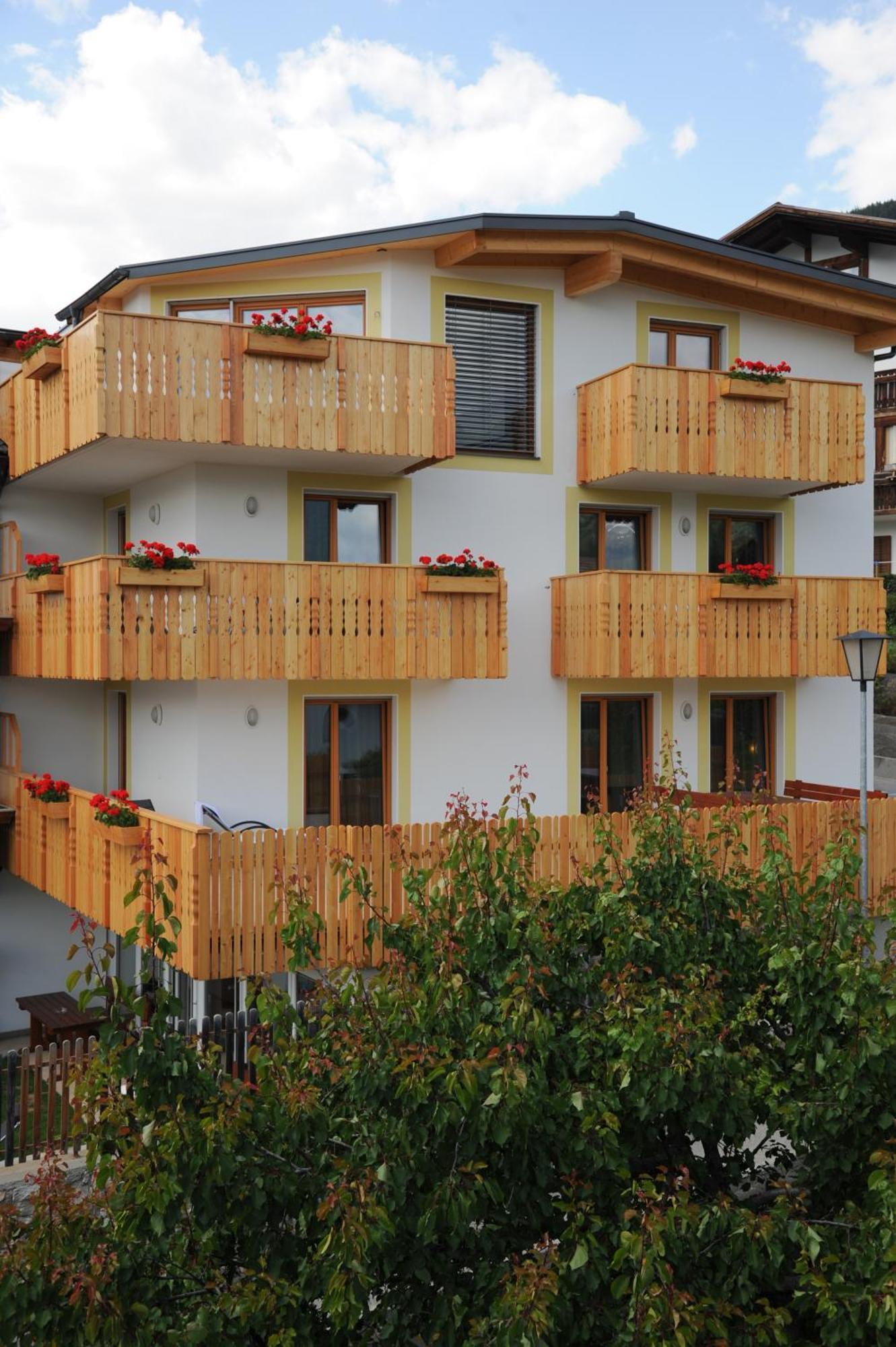 Ferienwohnungen Ortlerblick Mals im Vinschgau Exterior foto